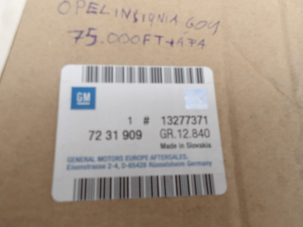 [GYÁRI ÚJ] OPEL INSIGNIA G09 BAL HÁTSÓ AJTÓ KÁRPIT 4. kép